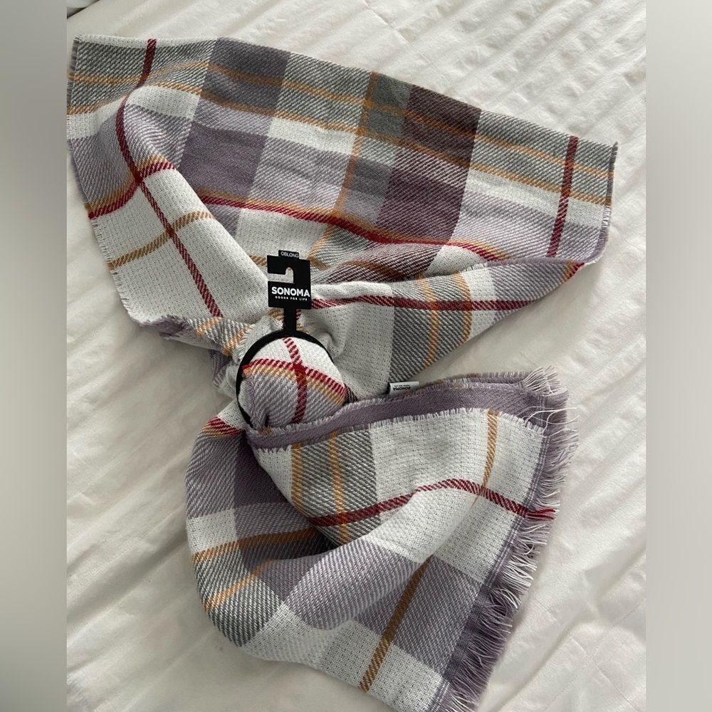 Sonoma NWT Flannel Blanket Scarf raw edging - Picture 1 of 5